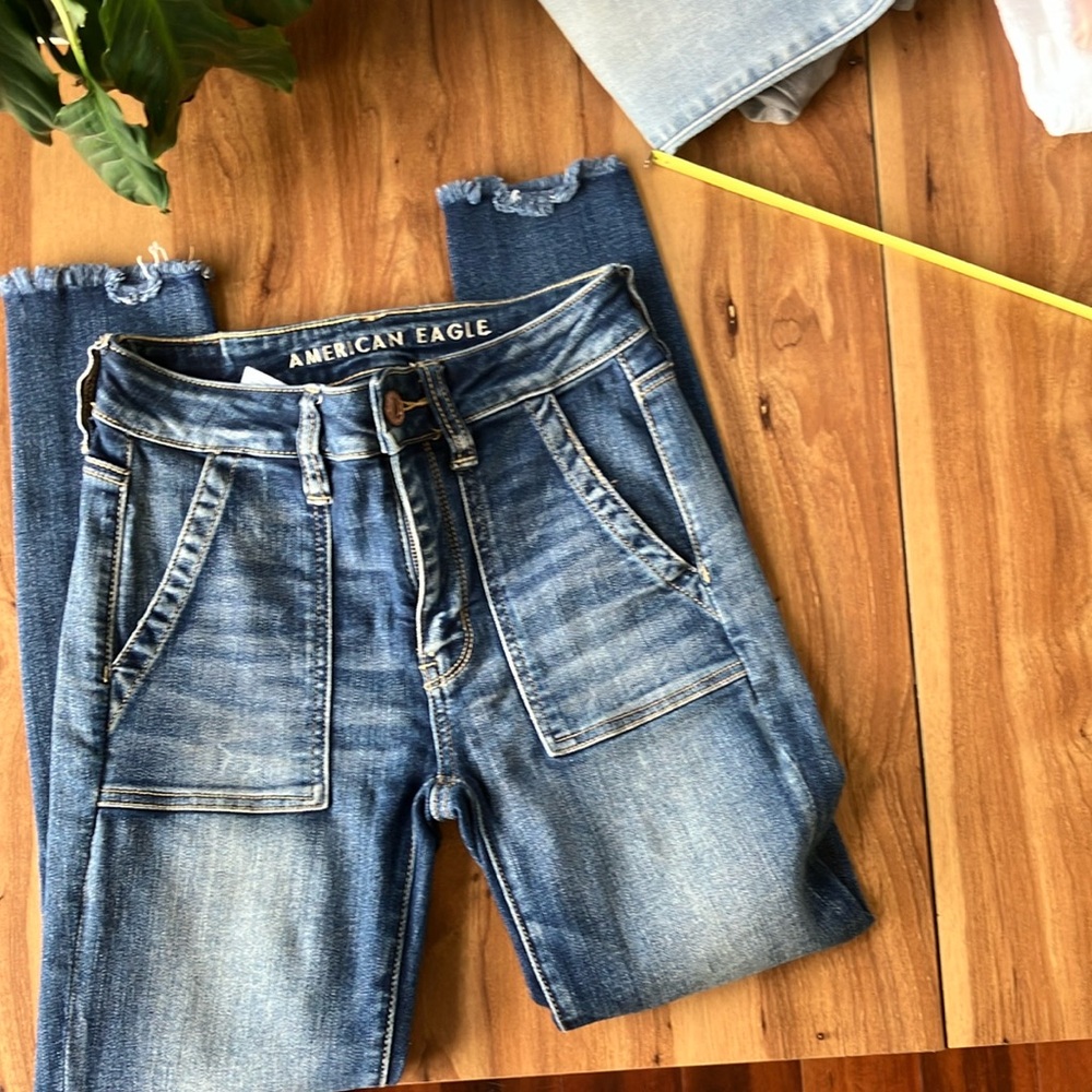 NWOT AE NEXT LEVEL STRETCH, sz 2